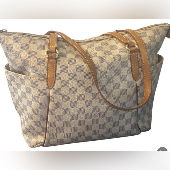 Louis Vuitton Handbags - Louis Vuitton Damier Azure Shoulder Bag Tote with Zipper Totally MM